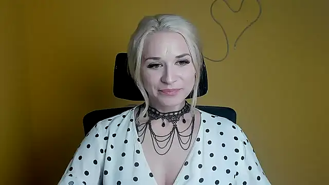 Melodie Aster online show from 04-13-26, 11:27