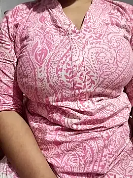 hottyrose69 online show from 02-12-26, 03:18