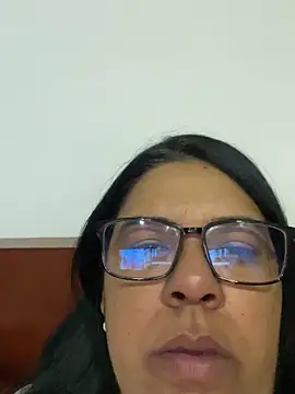 Carameloswing1 online show from 12-21-25, 01:35