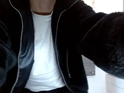 JuanGomm online show from 03-07-26, 03:03