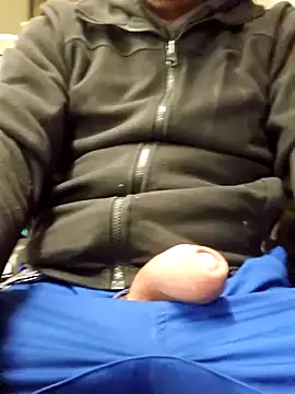 maaly1983 online show from 01-12-26, 03:39