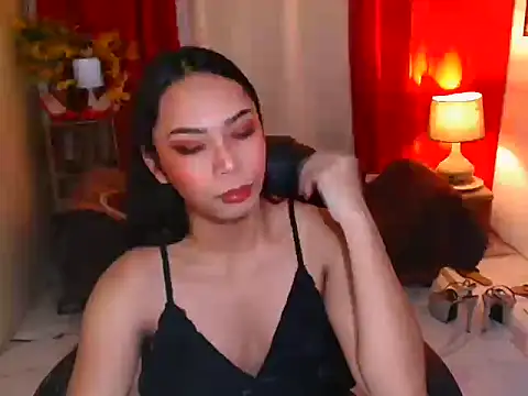 Snapshot of kylieEmparado chatting on 05-19-26, 01:22 kylieEmparado online show from 05-19-26, 01:22