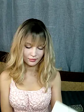 Selina Heart online show from 12-22-25, 07:44