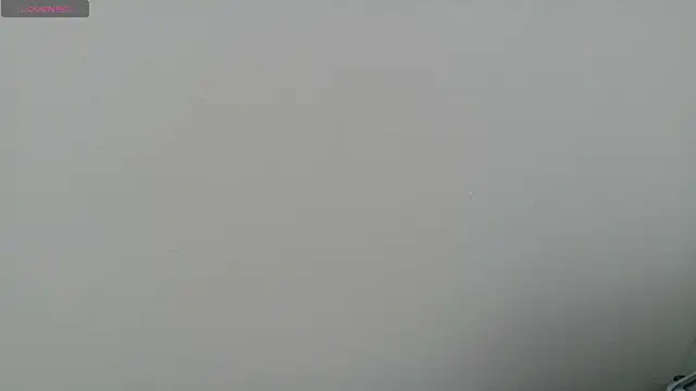 Snapshot of Saly_Moon1 chatting on 05-22-26, 01:17 Saly Moon1 online show from 05-22-26, 01:17
