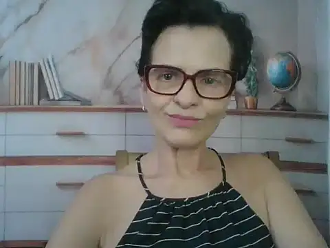 Luna-Hot0802 online show from 02-09-26, 01:48