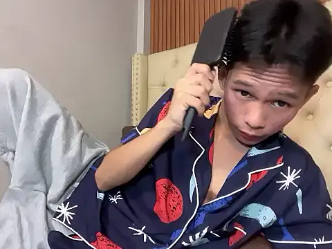 TheBoyAboveYou online show from 04-23-26, 11:29