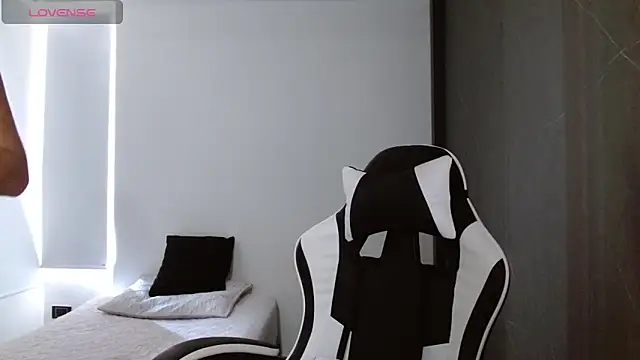 candy rosemaryy online show from 03-10-26, 07:19