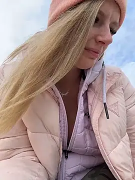 Betsy online show from 03-22-26, 12:30