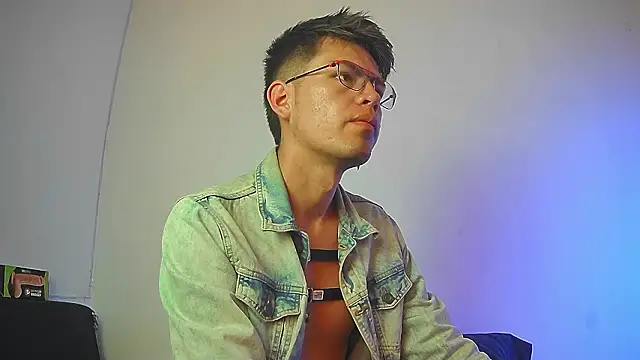 nicolatinboy online show from 02-09-26, 09:08