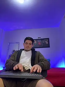 williamsmiiths16 online show from 04-25-26, 12:08