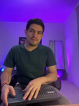 williamsmiiths16 online show from 05-15-26, 10:44