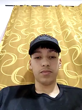 Snapshot of xxpabloxo chatting on 12-16-25, 04:23 xxpabloxo online show from 12-16-25, 04:23