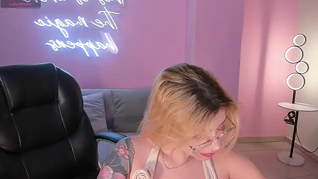 MadisonKane online show from 03-23-26, 11:14