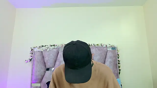 iris and damian online show from 02-18-26, 05:20