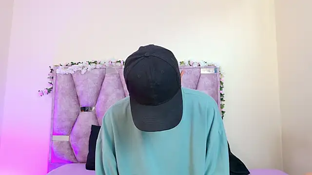 iris and damian online show from 02-28-26, 05:14