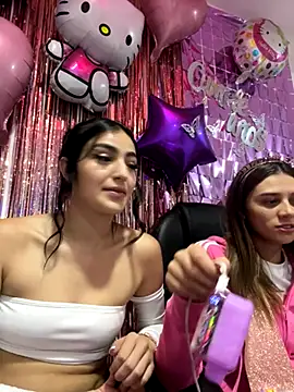 Snapshot of Valeriaa__001 chatting on 12-03-25, 05:37 Valeriaa 001 online show from 12-03-25, 05:37