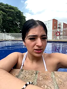 Snapshot of Valeriaa__001 chatting on 12-03-25, 06:28 Valeriaa 001 online show from 12-03-25, 06:28