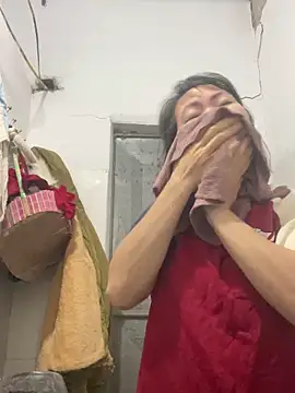 Chew candy online show from 12-14-25, 12:27