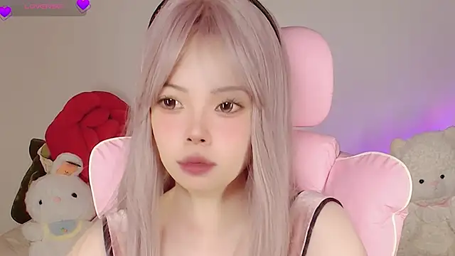 Snapshot of Miyeoonn chatting on 05-24-26, 06:24 Miyeoonn online show from 05-24-26, 06:24