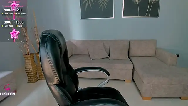 Snapshot of ChloeManson chatting on 01-25-25, 09:04 ChloeManson online show from 01-25-25, 09:04