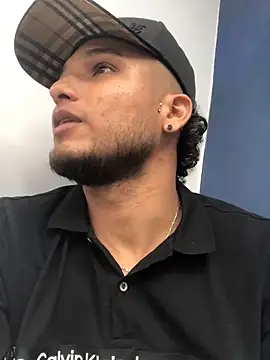 modeloxtz online show from 02-12-26, 03:18