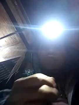 Snapshot of leto616 chatting on 12-16-25, 01:27 leto616 online show from 12-16-25, 01:27