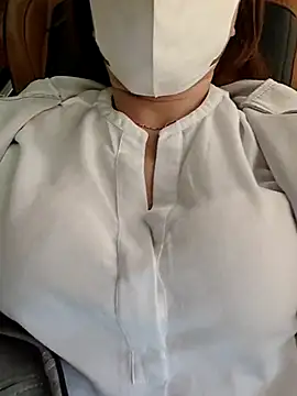 Baby-Linh online show from 04-27-26, 04:54