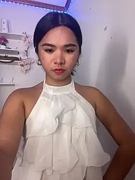 Snapshot of voganmarie chatting on 06-10-26, 02:49 voganmarie online show from 06-10-26, 02:49