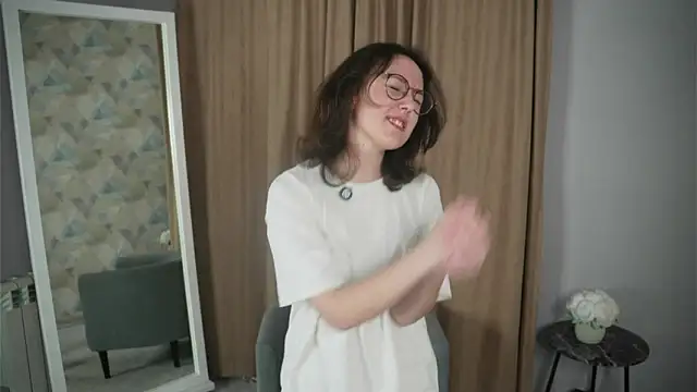 ChongFefer online show from 12-04-25, 11:30