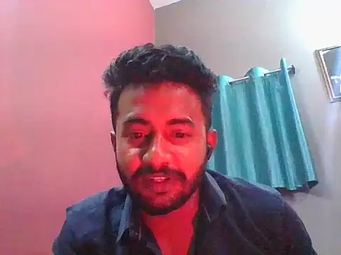 Snapshot of chutlhunter chatting on 12-13-25, 07:53 chutlhunter online show from 12-13-25, 07:53