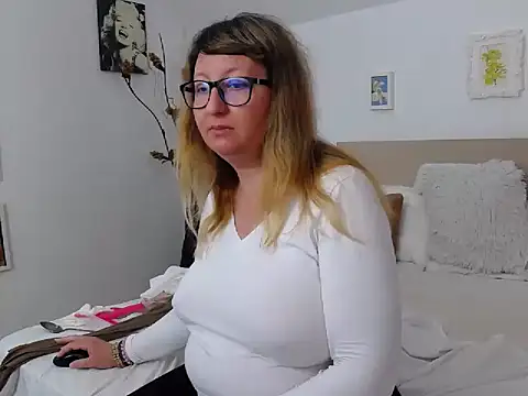 OlgaPavlova online show from 04-25-26, 12:08