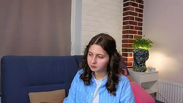 Snapshot of DanetteSaab chatting on 12-05-25, 07:10 DanetteSaab online show from 12-05-25, 07:10