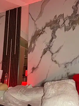 BellaHarpeer online show from 04-16-26, 09:39