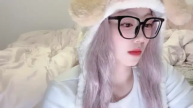 Snapshot of fayebabe chatting on 12-14-25, 01:05 fayebabe online show from 12-14-25, 01:05