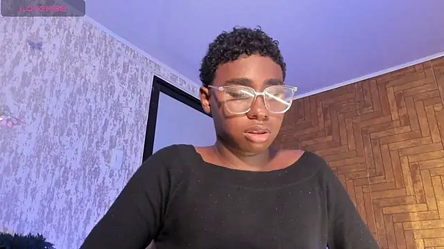 Snapshot of teylor_lovee chatting on 02-26-26, 08:30 teylor lovee online show from 02-26-26, 08:30