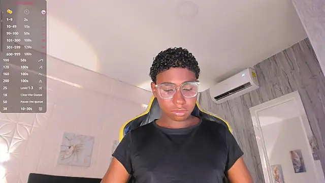 Snapshot of teylor_lovee chatting on 03-09-26, 08:35 teylor lovee online show from 03-09-26, 08:35