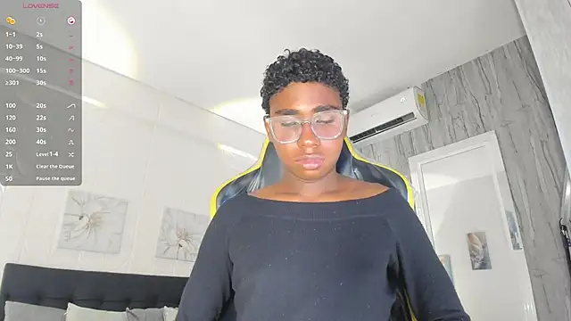 Snapshot of teylor_lovee chatting on 03-10-26, 08:47 teylor lovee online show from 03-10-26, 08:47