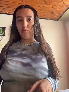 Alix Rousses21 online show from 04-01-26, 06:05