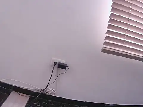 Fernanda andrew online show from 04-06-26, 03:24