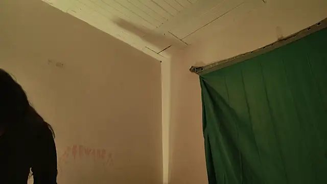 MoonLipsON- online show from 04-23-26, 09:08