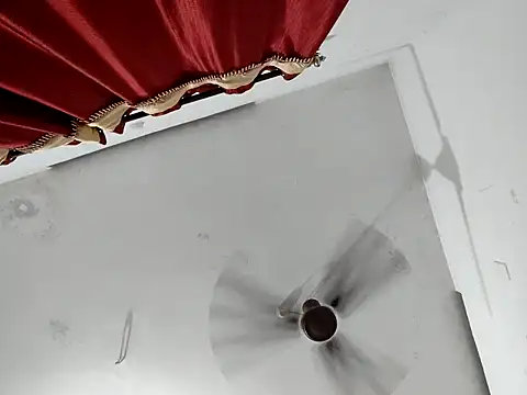 Snapshot of Big1Heart chatting on 12-04-25, 08:17 Big1Heart online show from 12-04-25, 08:17