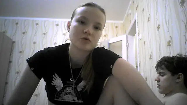 Snapshot of EvgeniyXAnna chatting on 02-12-26, 08:59 EvgeniyXAnna online show from 02-12-26, 08:59