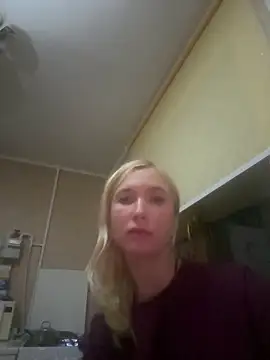 Snapshot of KisJeni chatting on 12-17-25, 07:20 KisJeni online show from 12-17-25, 07:20