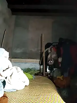 Snapshot of lux-angel chatting on 12-21-25, 02:24 lux-angel online show from 12-21-25, 02:24