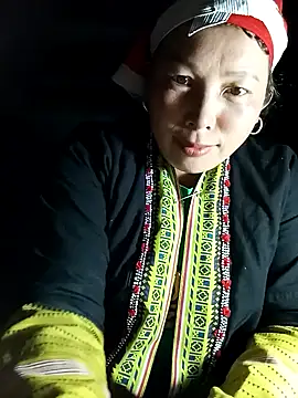 Snapshot of lux-angel chatting on 02-17-26, 02:52 lux-angel online show from 02-17-26, 02:52