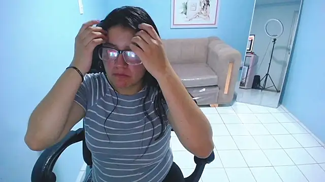 Snapshot of eva_smit_t chatting on 12-05-25, 02:53 eva smit t online show from 12-05-25, 02:53