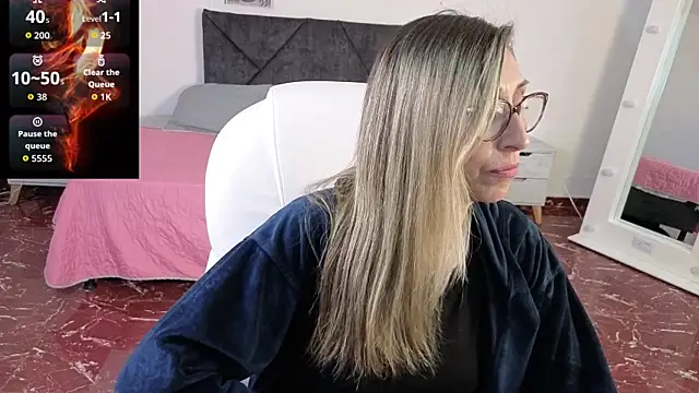 Scarlett 079 online show from 04-17-26, 11:46