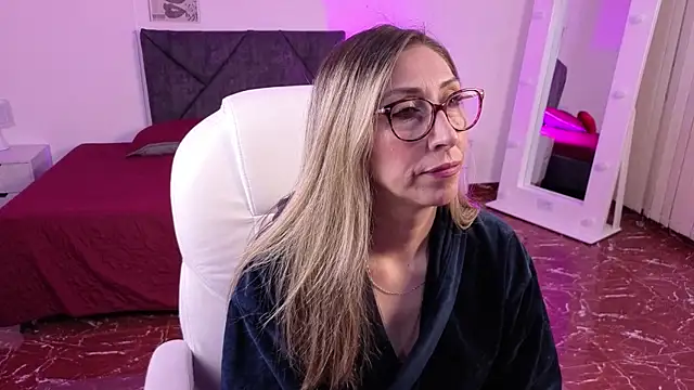 Scarlett 079 online show from 04-24-26, 11:45