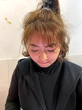 Snapshot of bibi347127 chatting on 12-04-25, 09:40 bibi347127 online show from 12-04-25, 09:40