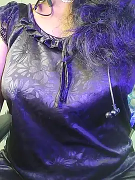 Snapshot of Preeti345 chatting on 06-27-26, 01:17 Preeti345 online show from 06-27-26, 01:17